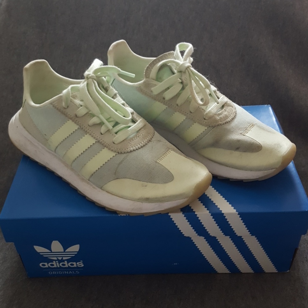 Adidas FLB Runner- Light Green